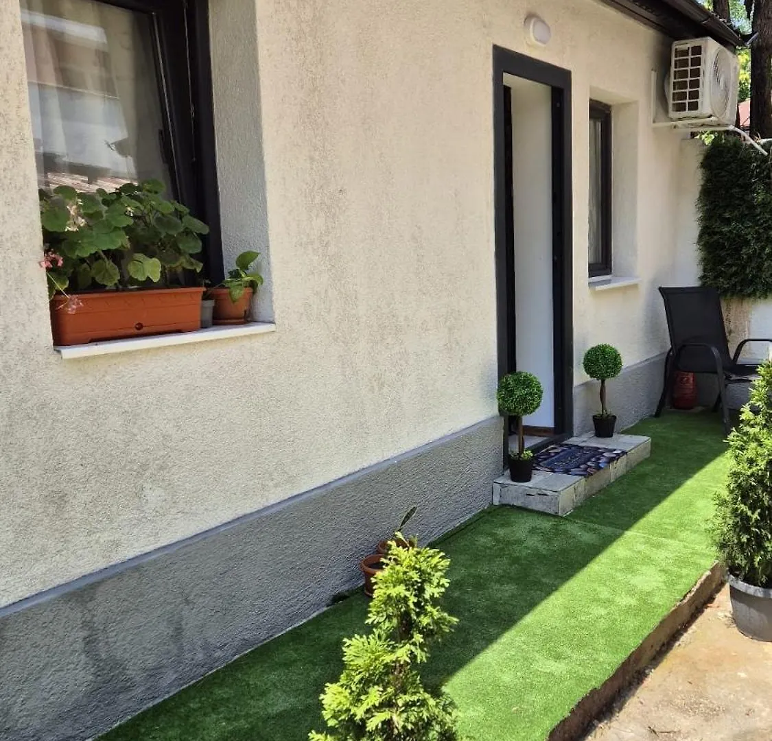 Lucyana Home'S Bucarest 0*,  Roumanie